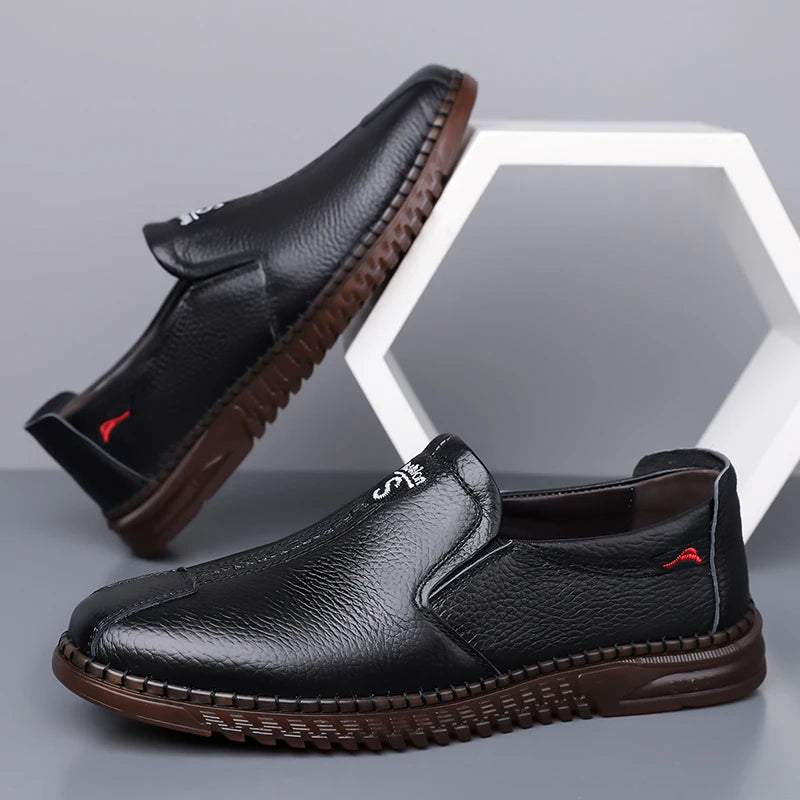 Men's Casual Leather Low-heeled Open-toe Slip-on Stylish All-weather Model Soft-soled Retro One-piece Large-sized New Loafers