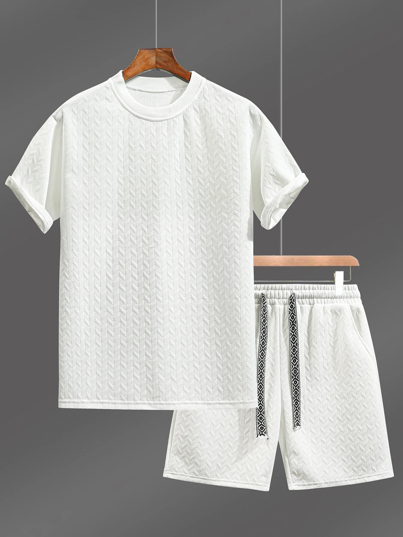 Men's Summer round Neck Casual Set Breathable Comfortable Clothing Lightweight Air-permeable Fabric for Hot Weather