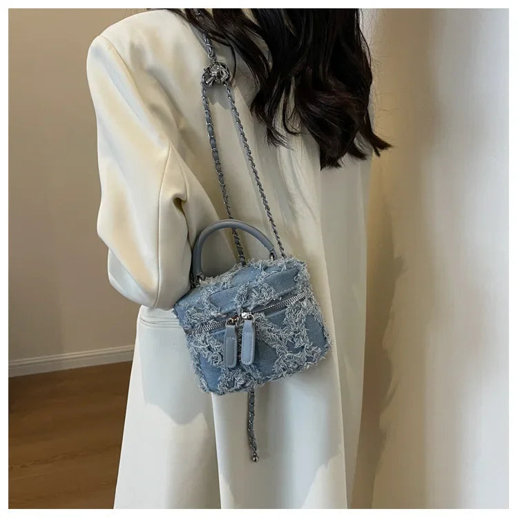 Designer Single Shoulder Bag for Women, Fashionable Chain Crossbody Bags, Branded Handbags and Purses for Women 2026