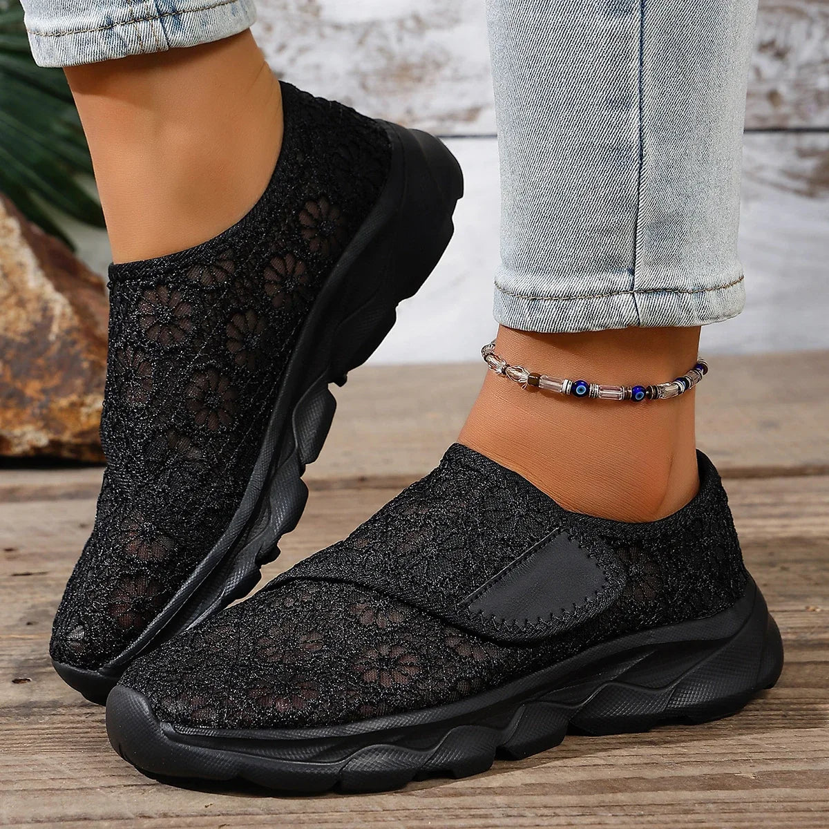 Sneakers Women Shoes Lightweight Breathable Shoes For Women Comfortable Outdoor Walking Black White Zapatillas Mujer Size 36-42