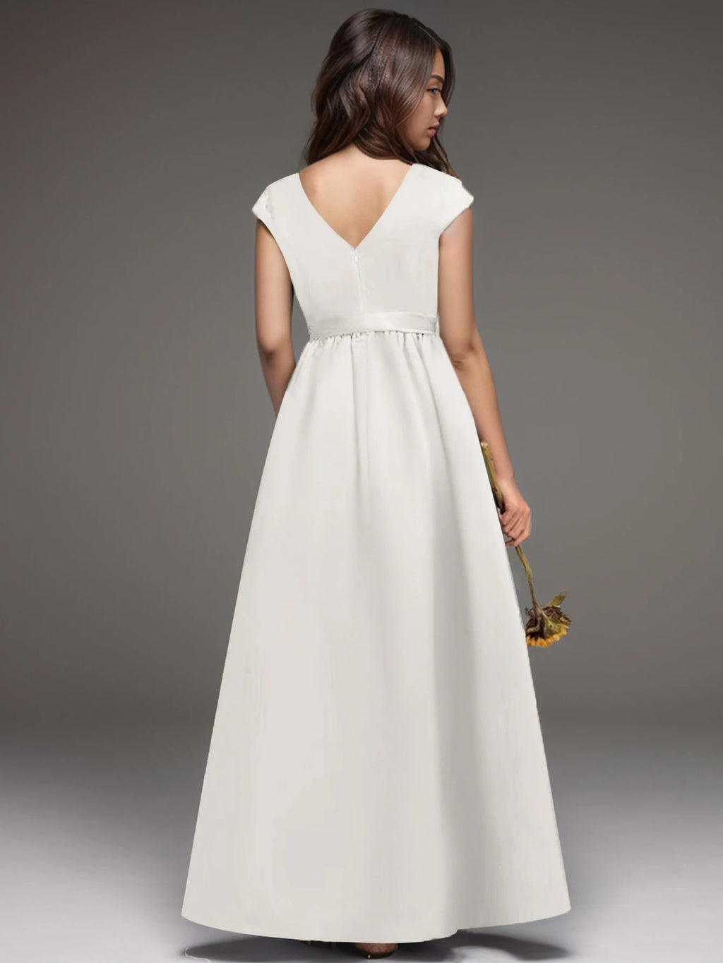 Teen Girl White Long Dress for Birthday Party Performance Featuring Elegant Evening Gown