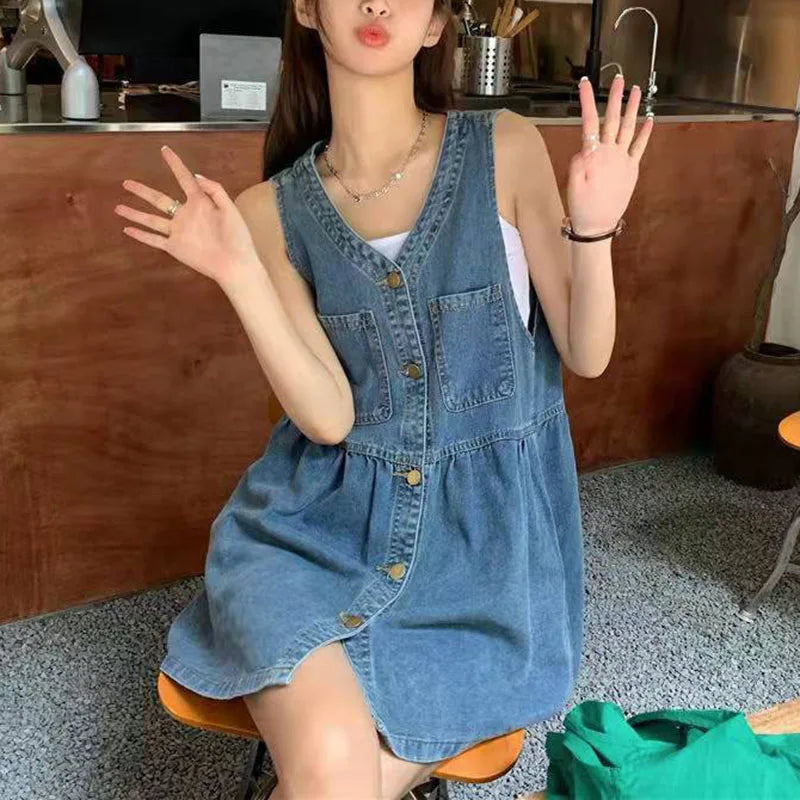 Women Sleeveless Denim Dresses Harajuku Loose Single-Breasted V-Neck Dress Woman 2025 Summer New Pocket Beach Sling Jean Dress