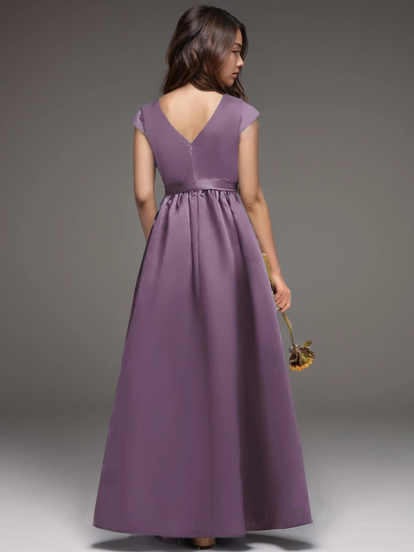 Teen Girl White Long Dress for Birthday Party Performance Featuring Elegant Evening Gown