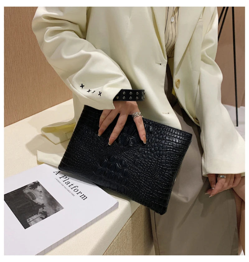 Fashion Luxury Handbags Women Bag PU Leather Clutch Ladies Evening Envelope Bag Female Day Clutches Purse Portable Wristlet Bag