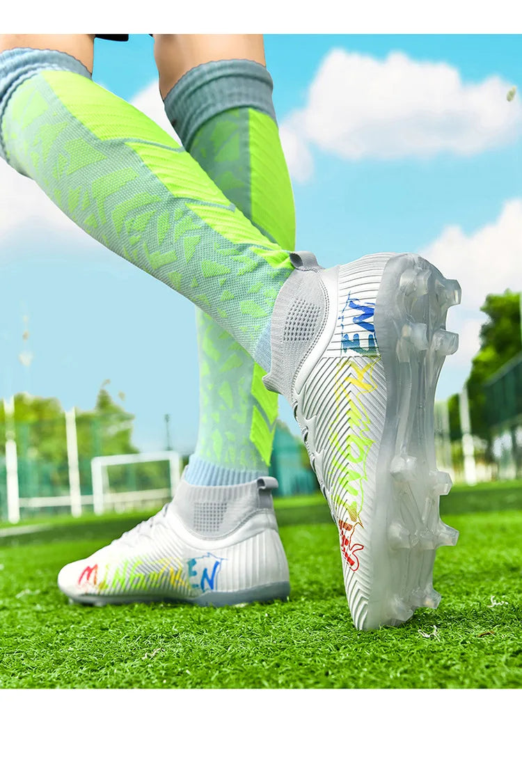 New Low Top Soccer Shoes for Men Teenage Boys Athletic Sports Training Footwear for Students on Lawn and Grass Fields