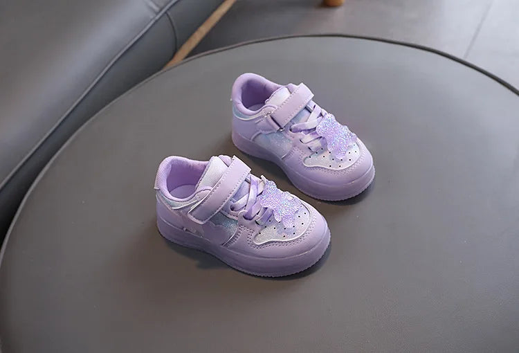 Spring Child Sneaker New Fashion Comfort Girl Shoe Versatile Soft Sole LED Light Girl Shoe Cute Anti Slip Exquisite Casual Shoes
