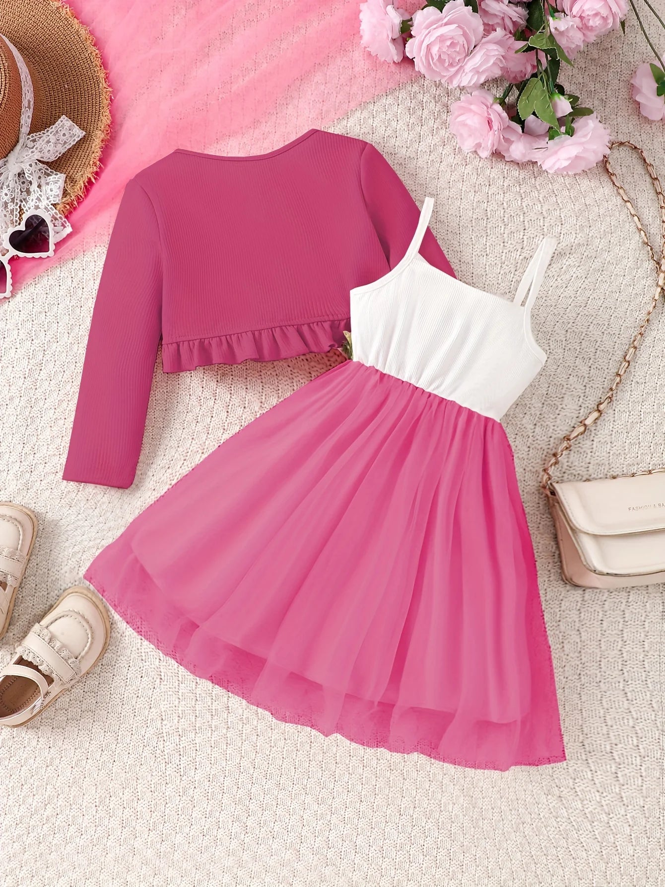 Girls Casual Fashion Knitted 2-Piece Suit Suspender Dress Suit Ruffled Jacket Suspender Flower Embroidery Dress Suit Holiday Party Gift Suitable for Girls Aged 2-8 Years Old