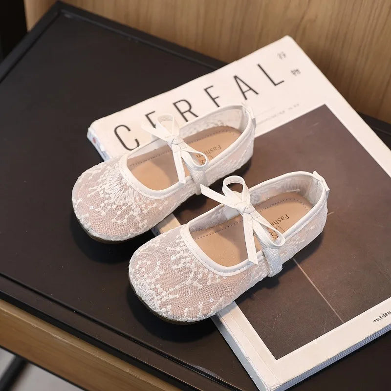 Girls' Shoes 2026 Spring New Sweet Lace Mesh Flat Shoe Fashion Sandals for Girl Mesh Bow Mary Jane Shoes Zapatos Para Niña 여아구두
