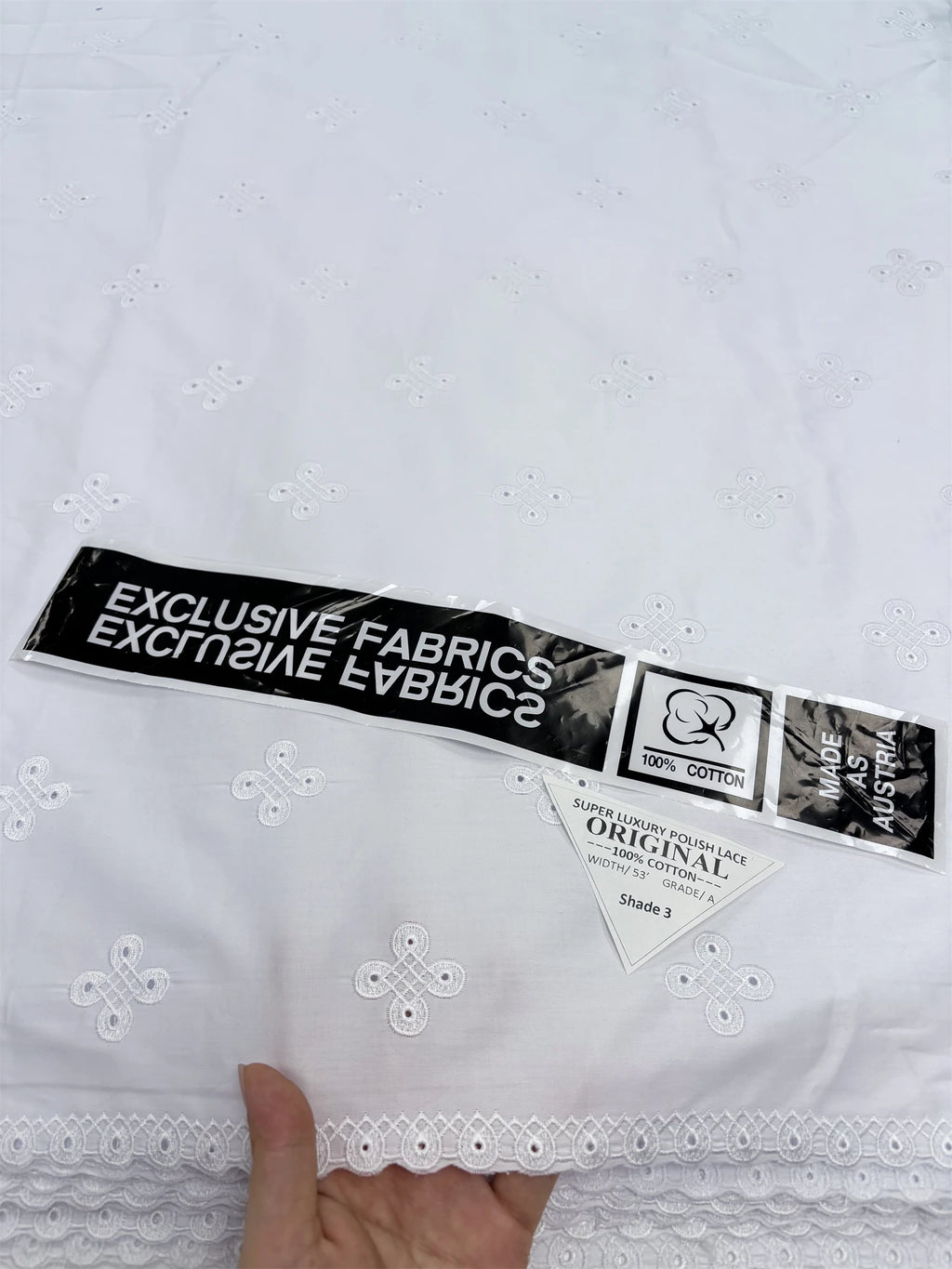 Hot Men Hollow Out Lace Austria 100% Cotton African Polished Fabric Swiss Lace Cotton Embroidery Lace Fabric For Men's Clothing
