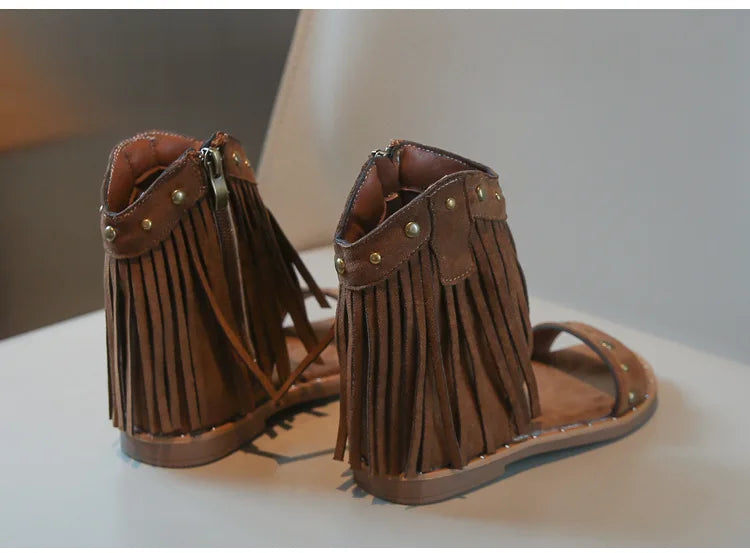 Sandals for Girl Summer New Fashion Strap Roman Sandals with Tassel Rivet Girl Shoes Personalized Kid Cool Boot Sandalias Mujer