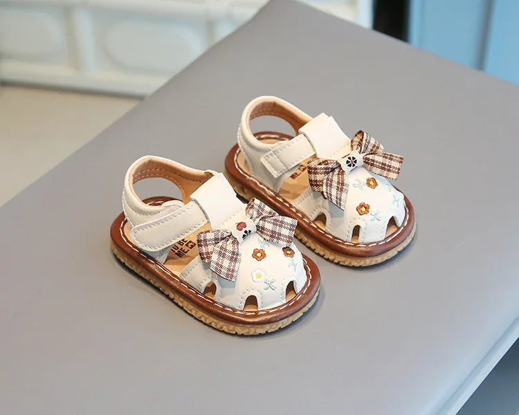 2025 Newborn Baby Girl Sandals Summer Embroidered Leisure Comfortable Lightweight Floral Soft Sole Wrap Toe Sandals For 18M-24M