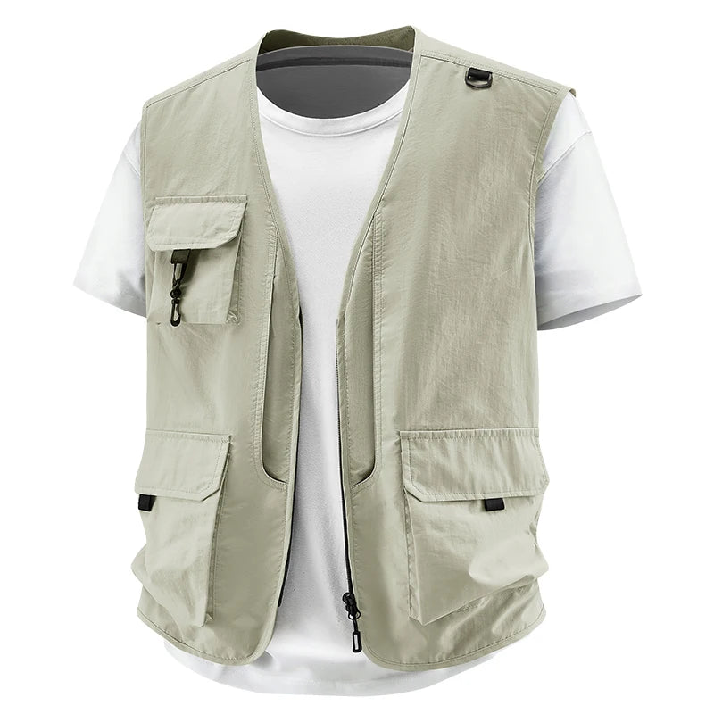 Summer Men Breathable Outdoor Sleeveless Vest Man Multi Pocket Sport Cargo Vest Man Fish Work Safari Vest Waistcoat Big Size 6XL