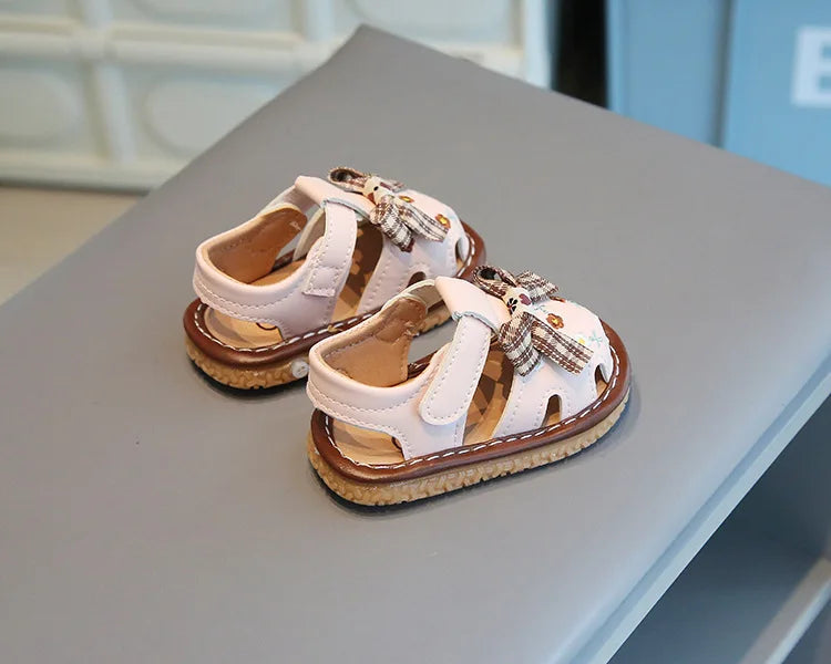 2025 Newborn Baby Girl Sandals Summer Embroidered Leisure Comfortable Lightweight Floral Soft Sole Wrap Toe Sandals For 18M-24M