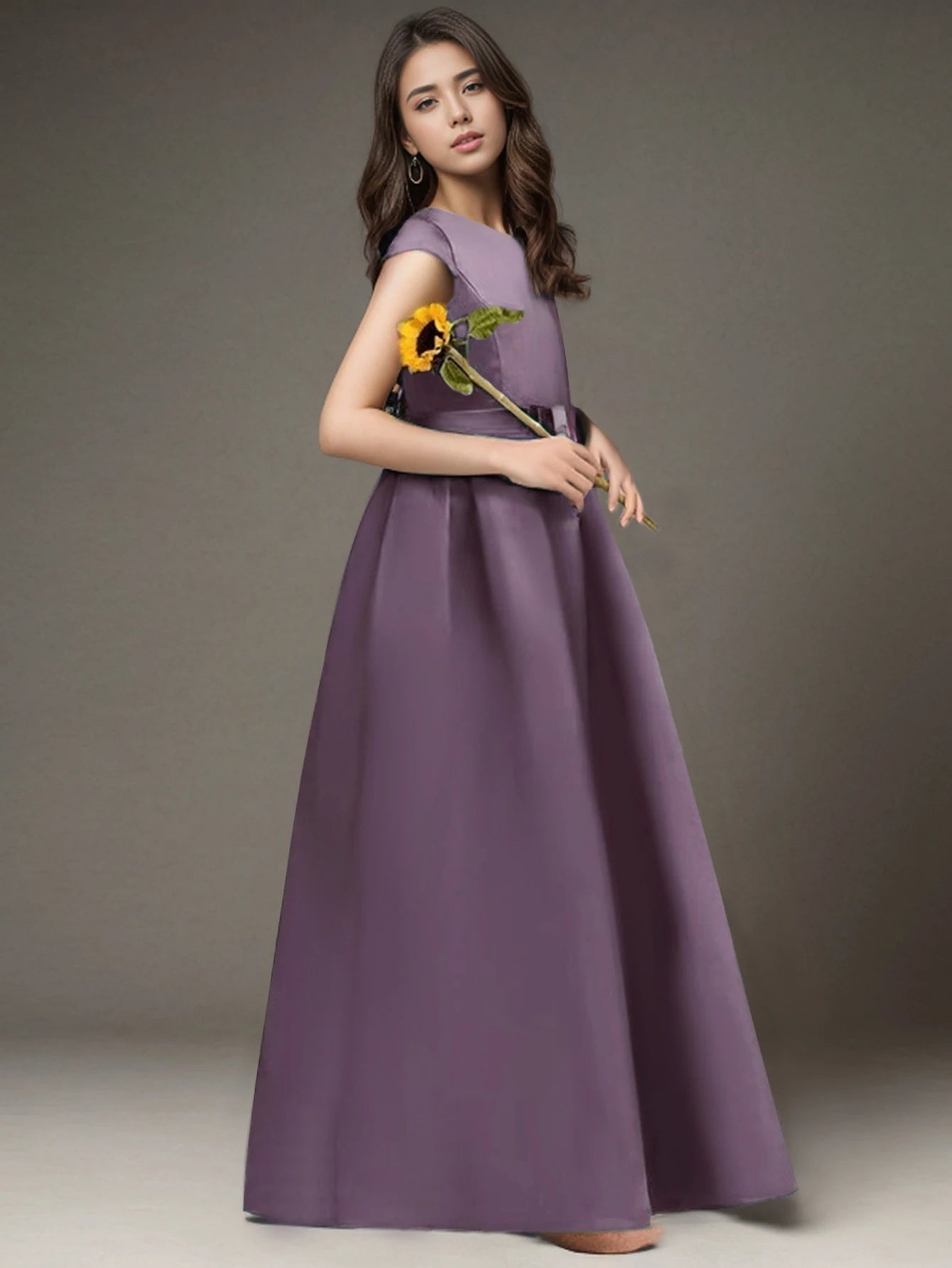 Teen Girl White Long Dress for Birthday Party Performance Featuring Elegant Evening Gown