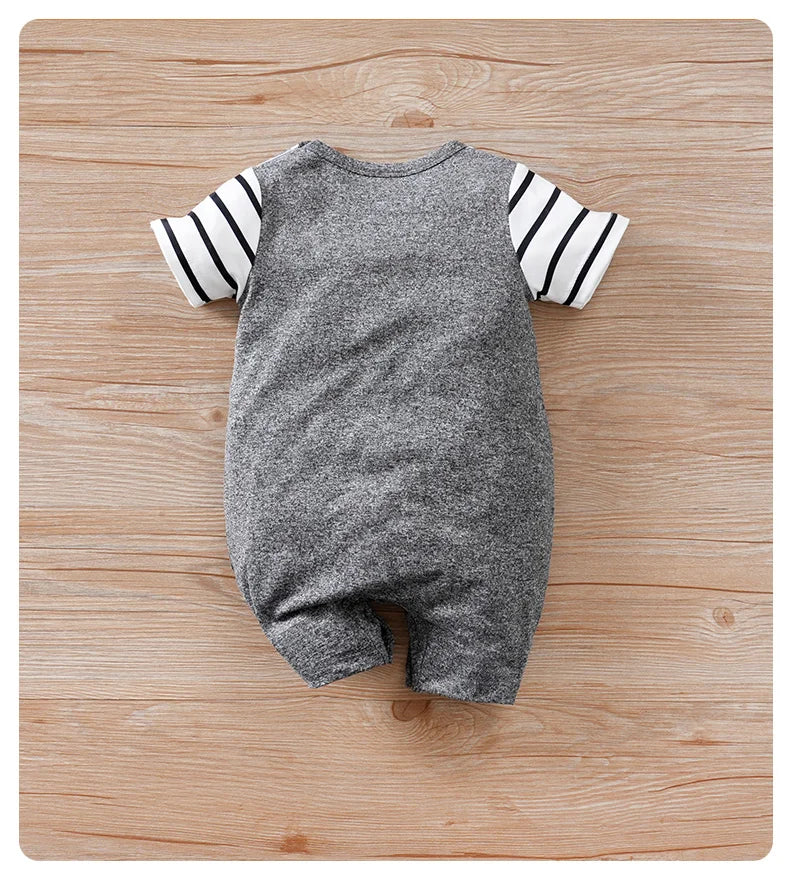 Summer short-sleeved 2-piece bear patterned striped round-neck romper for baby boys and girls in deep grey.