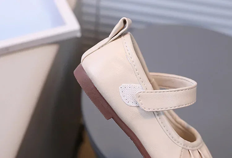 Girls Soft Sweet Princess Dance Shoes for Party Wedding Children's Fashion Pleated Leather Shoes Kids New Chic Solid Color Flats