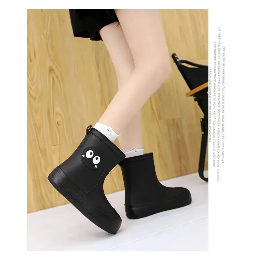 New Women's Cover Foot High Top Flat Sole Rain Shoes Soft Bottom Non Slip Waterproof Oil Resistant Work Shoes Fishing Water Shoe