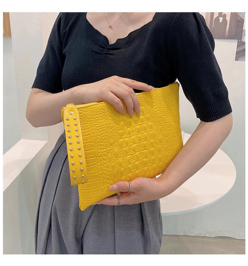 Fashion Luxury Handbags Women Bag PU Leather Clutch Ladies Evening Envelope Bag Female Day Clutches Purse Portable Wristlet Bag