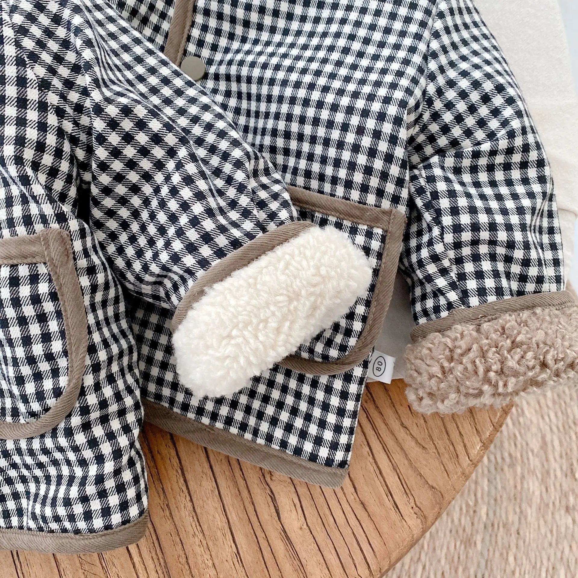 AYNIGIELL 2023 1-6 Years Old Autumn/Winter Children's Jacket Double-Sided Wear Plaid Plush Jacket Kids Jacket