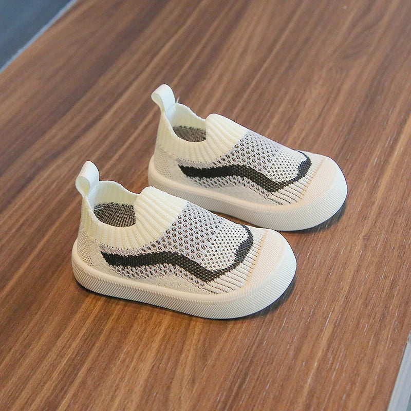 2024 New Baby Shoes Spring Summer Mesh Breathable Non-Slip Toddler Kids First Walkers Lightweight Slip-on Casual Sport Shoes