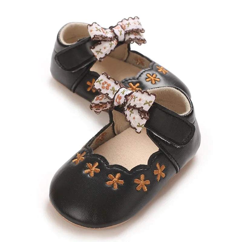Baby girl princess shoes cute and breathable bow for young children anti slip flower casual sports shoes baby soft soled shoes