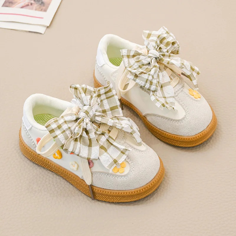 2026 New Girl Casual Sports Shoes Fashion Plaid Bowknot School Cute Flower Children Tennis Shoes Running Kids Patchwork Sneakers