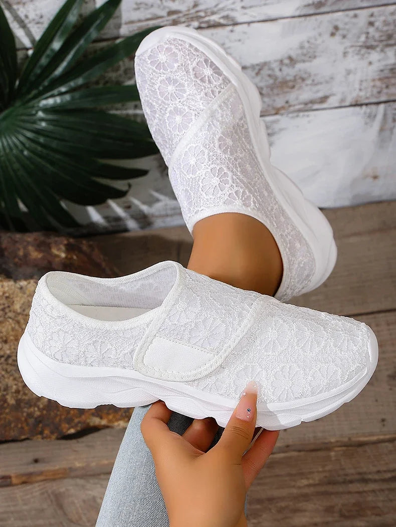 Sneakers Women Shoes Lightweight Breathable Shoes For Women Comfortable Outdoor Walking Black White Zapatillas Mujer Size 36-42