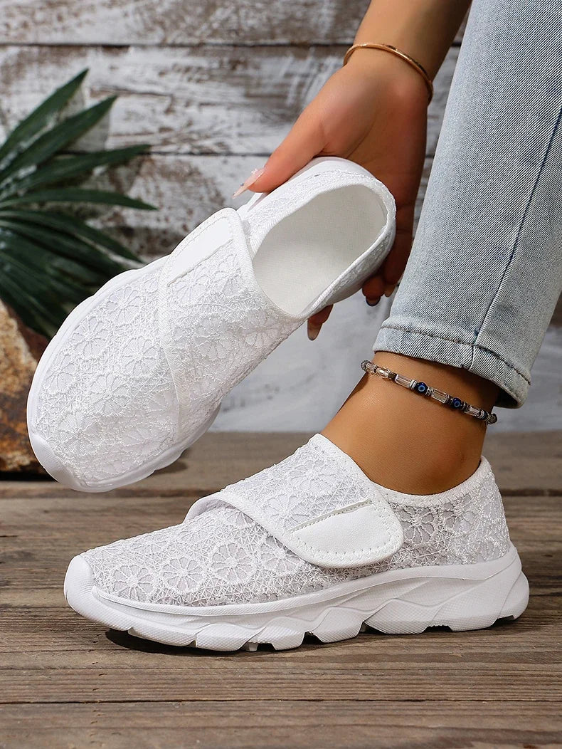 Sneakers Women Shoes Lightweight Breathable Shoes For Women Comfortable Outdoor Walking Black White Zapatillas Mujer Size 36-42