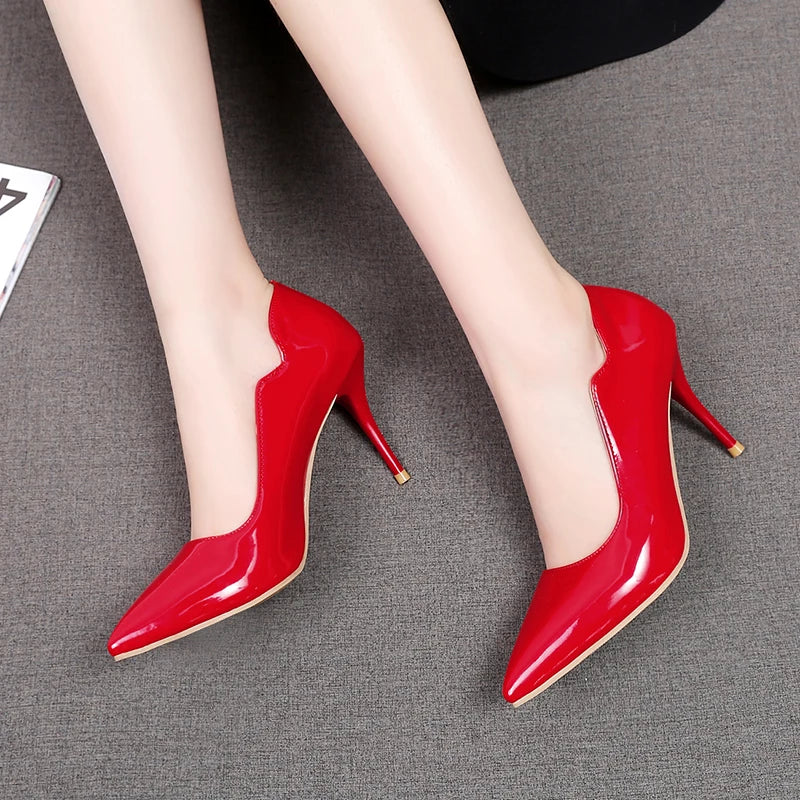 Nude High-Heeled Shoes for Women, Thin Heels, Pointed Toes, Small Size 30, 2024 New Style for Ladies, Elegant Spring and Autumn White Sexy Patent Leather Professional Black Women's Single Shoes, European and American Extra La