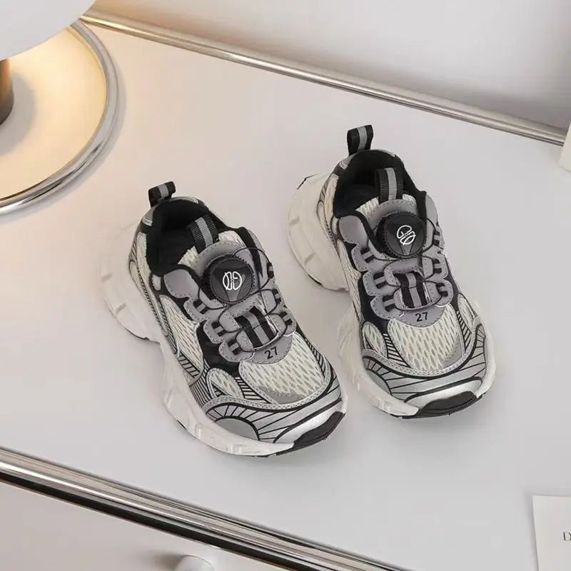 Children’s Sports Shoes 2026 Autumn New Casual Running Sneakers Boys Girls Premium Design Retro Dad Sneaker Lightweight Non Slip