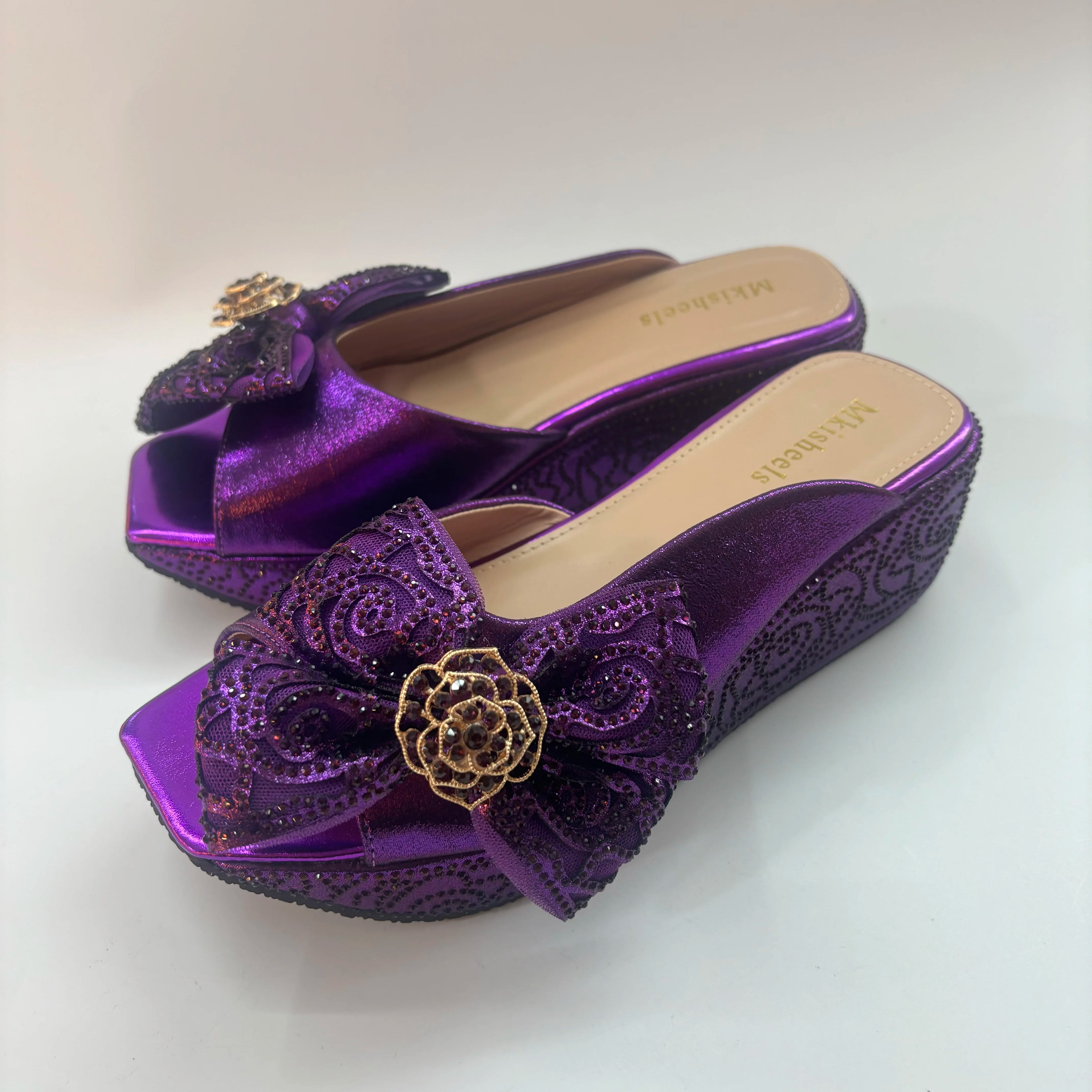 Latest Design Women Luxury Flower Wedding Party Shoes Nigerian Women Party Pumps High Heels Slip on Shoes for Women 6CM