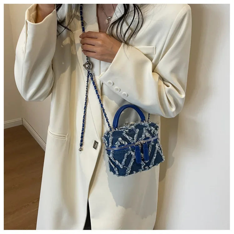 Designer Single Shoulder Bag for Women, Fashionable Chain Crossbody Bags, Branded Handbags and Purses for Women 2026