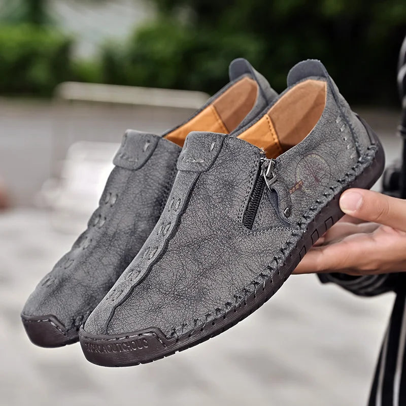 Men Casual Leather Shoes Comfortable Anti-slip Flat Shoes Soft Leather Shoes Hot Sales Free Delivery of Men Shoes In Large Size
