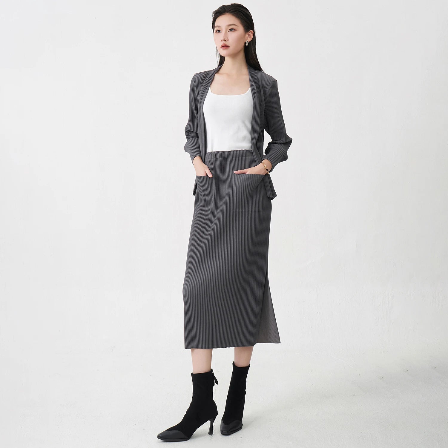 Fast Shipping Women's Fashion Set High Quality Top and Skirt Two Piece Office Set Miyake Pleated Set