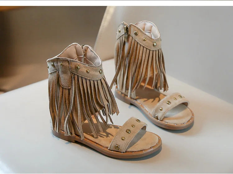 Sandals for Girl Summer New Fashion Strap Roman Sandals with Tassel Rivet Girl Shoes Personalized Kid Cool Boot Sandalias Mujer