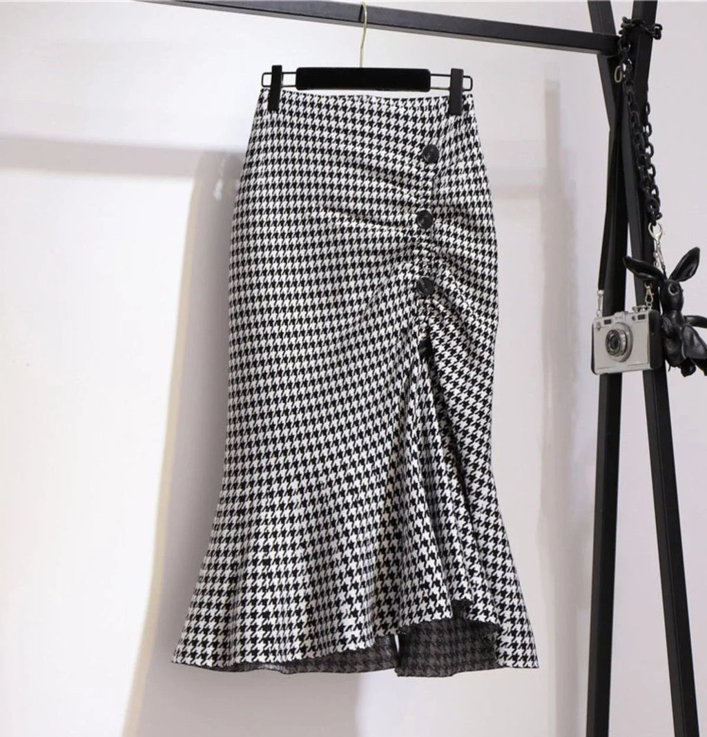 New In Skirts for Women Summer 2025 Midi Woman Skirt Aesthetic Clothing Sales V Chic and Elegant Cheap Korean Style High Quality