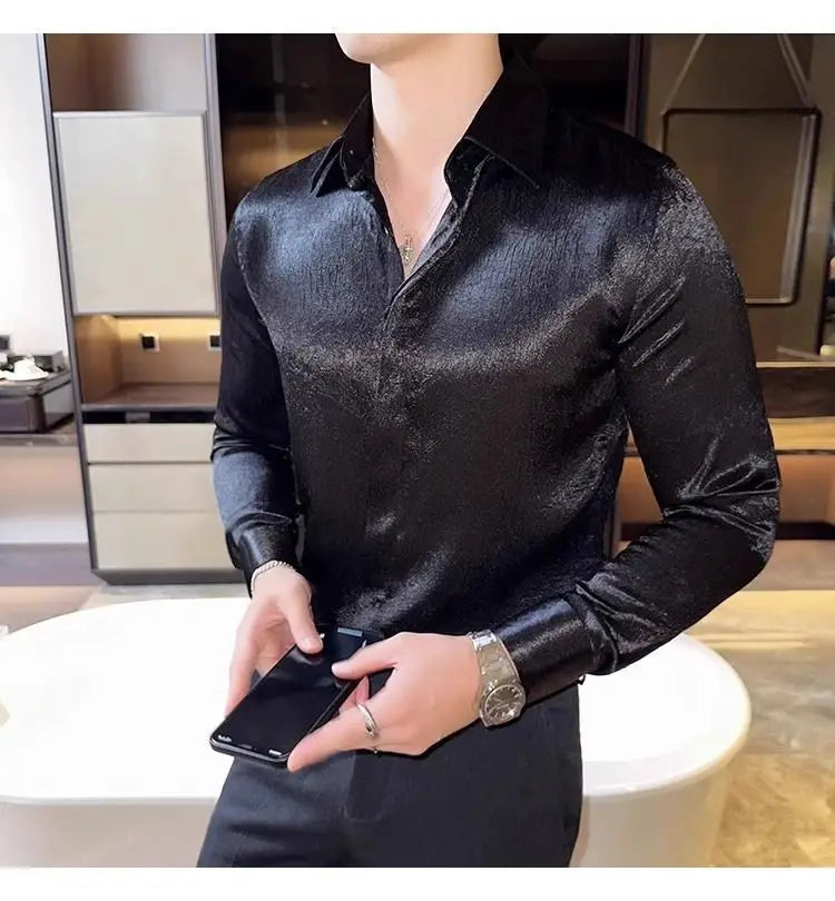 Men's Shiny Long-Sleeve Button-Down Shirt with Slim Fit