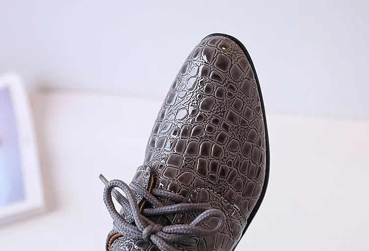 Boys Leather Shoes Pointed Toe Children Performance Shoes Low Heels British Style School Kids Shoes Gold Lace Up Casual Loafers