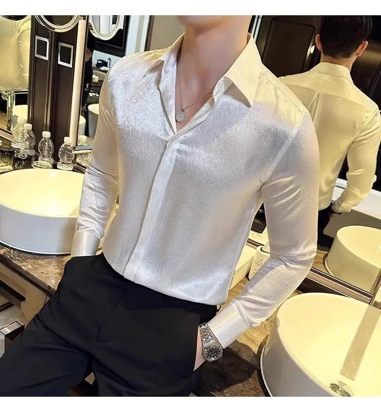 Men's Shiny Long-Sleeve Button-Down Shirt with Slim Fit
