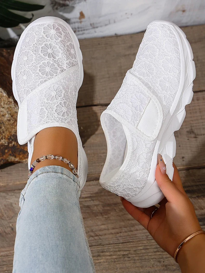 Sneakers Women Shoes Lightweight Breathable Shoes For Women Comfortable Outdoor Walking Black White Zapatillas Mujer Size 36-42