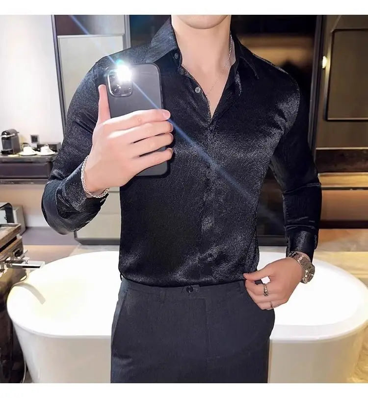 Men's Shiny Long-Sleeve Button-Down Shirt with Slim Fit