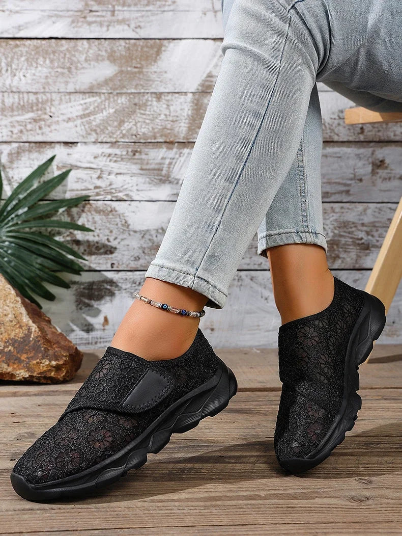 Sneakers Women Shoes Lightweight Breathable Shoes For Women Comfortable Outdoor Walking Black White Zapatillas Mujer Size 36-42