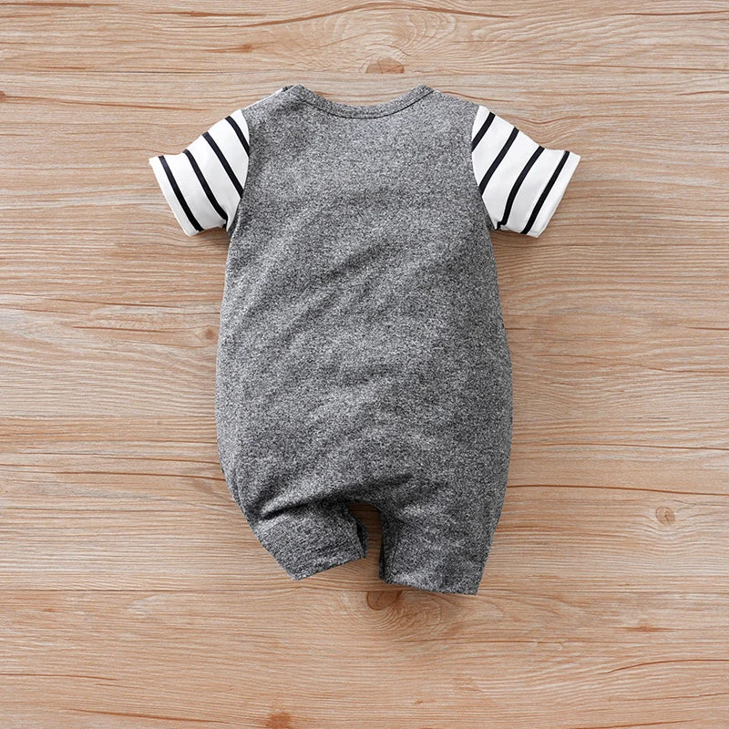 Summer short-sleeved 2-piece bear patterned striped round-neck romper for baby boys and girls in deep grey.