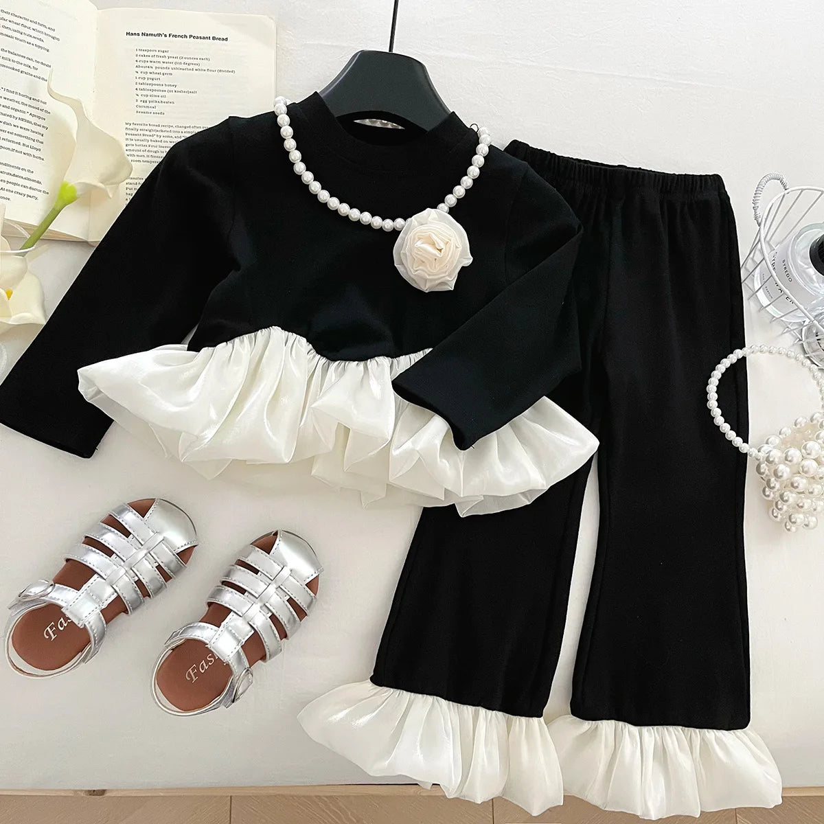 Girls 2 Piece Autumn 2025 New Long Sleeve Lace Solid Color Simple Fashionable Top Childrens Pants Baby Girl Set