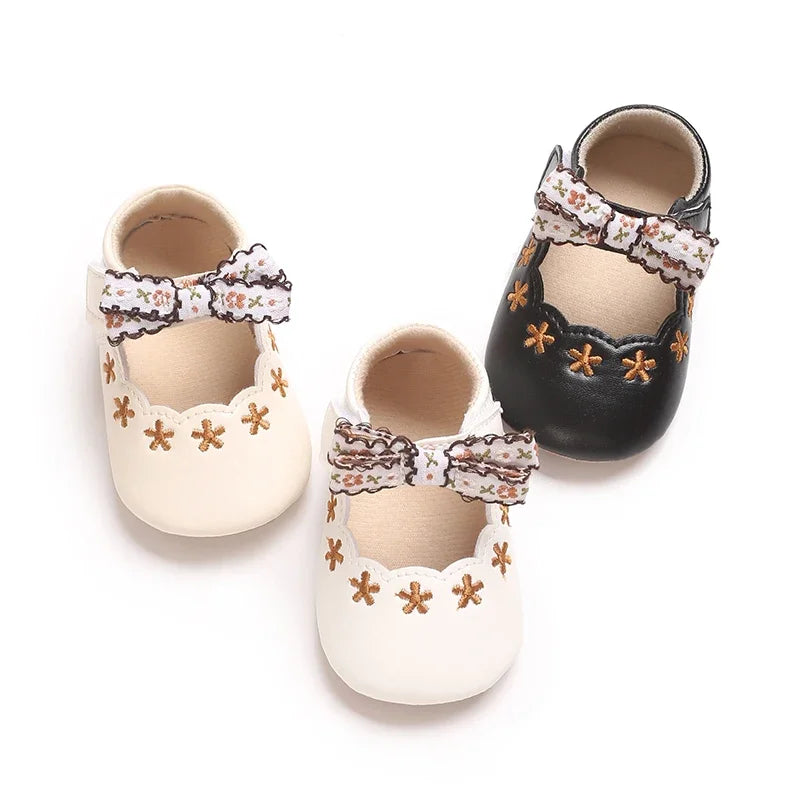 Baby girl princess shoes cute and breathable bow for young children anti slip flower casual sports shoes baby soft soled shoes