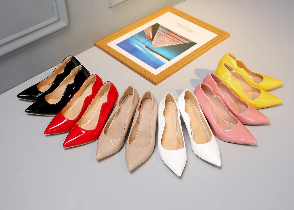 Nude High-Heeled Shoes for Women, Thin Heels, Pointed Toes, Small Size 30, 2024 New Style for Ladies, Elegant Spring and Autumn White Sexy Patent Leather Professional Black Women's Single Shoes, European and American Extra La