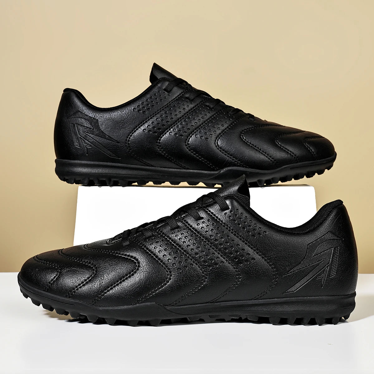 TF Studded Football Shoes for Teenagers and Kids, Unisex, Wear-Resistant, Non-Slip, Comfortable Student Match Football Shoes