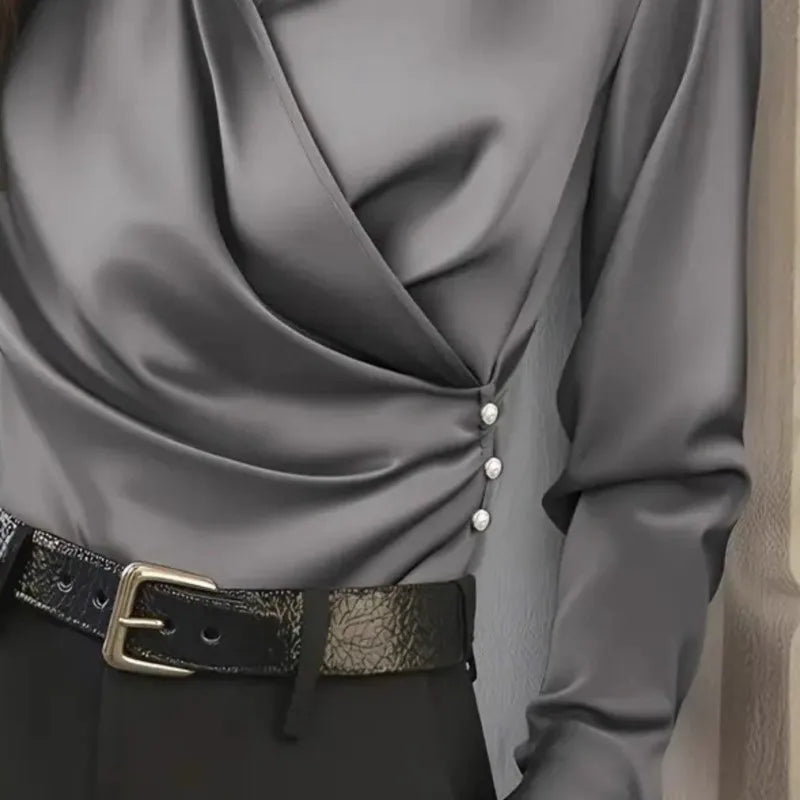 Fashion Blouses Women's New Black White French Style Simple V-neck Slim Folds Fit Versatile Commuting Shirts For Women Clothing