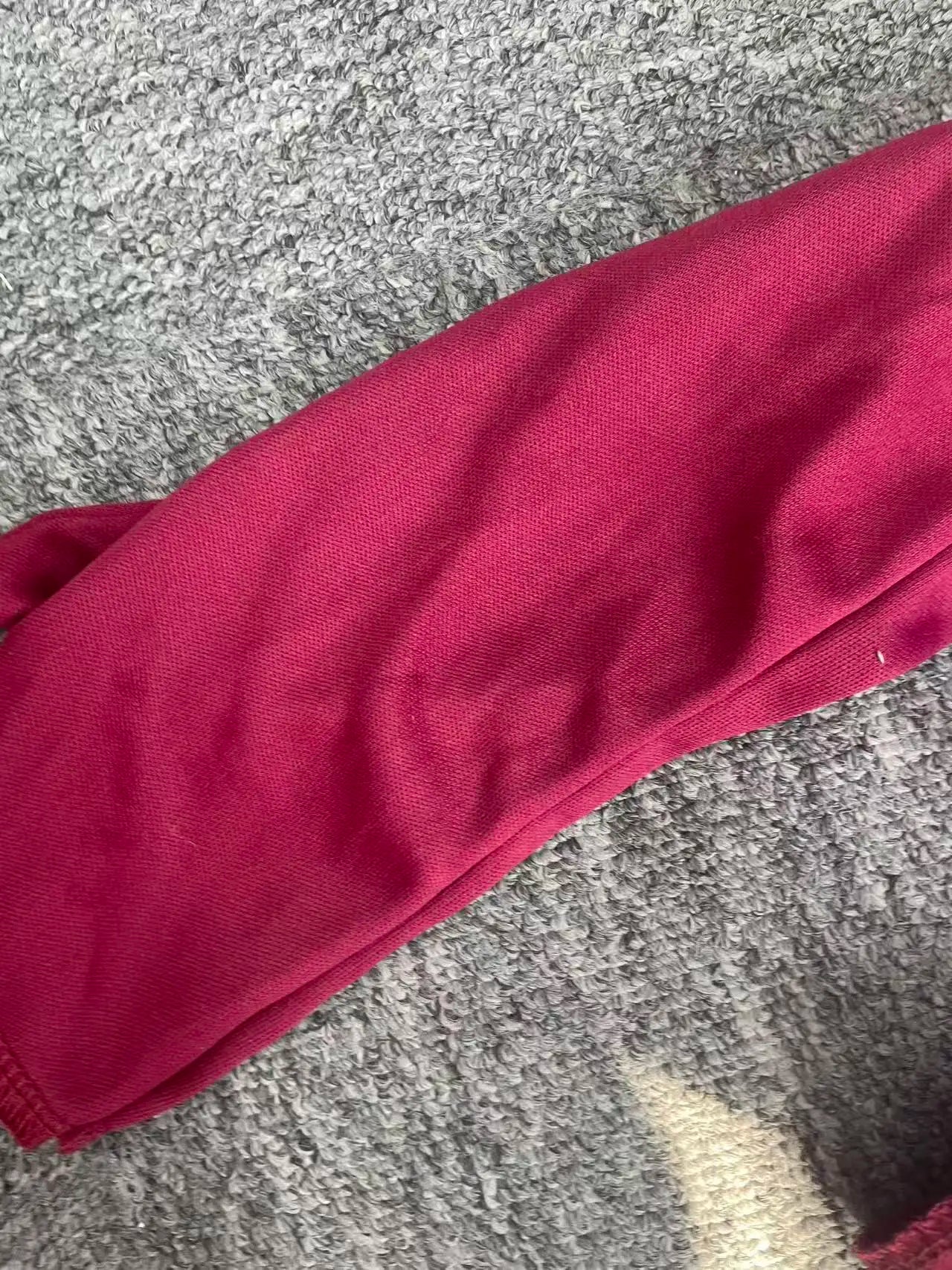 Girls' Burgundy Multi-Piece Outfit: 1 Girl's Dress with Bow Decoration + 1 Small Hat with Ear-Shaped Headband + 1 Pair of Gloves with Bow Rings, Suitable for Girls' Carnival, Halloween, and Various Holiday Party Performances.