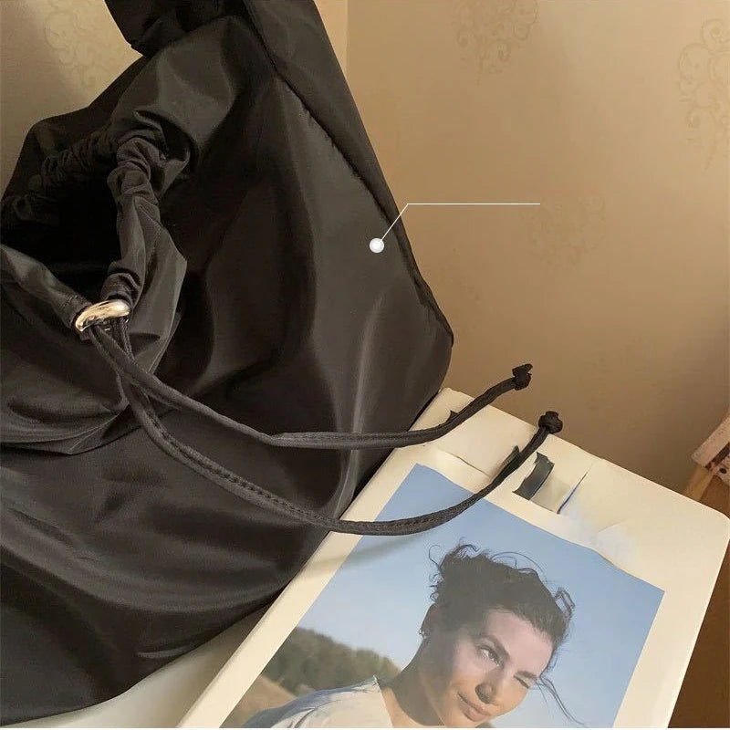 Women Bag New Nylon Bucket Fashion Solid Zipper SOFT Shoulder Bag Purses and Handbags Luxury Designer Black Tote Bag